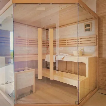 Villa House K Pool, Jacuzzi, Sauna *